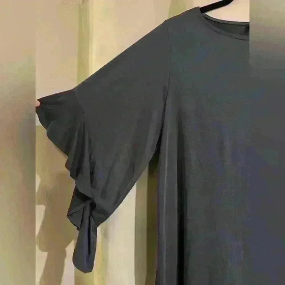 Women’s Joan Premium Blouse - Picture 2 of 8